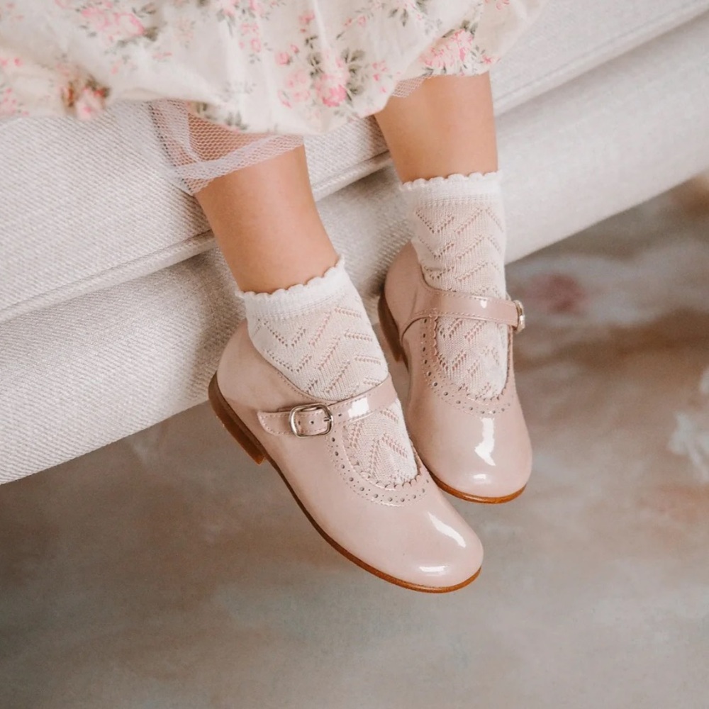 Pink Patent Leather Mary Jane Shoes